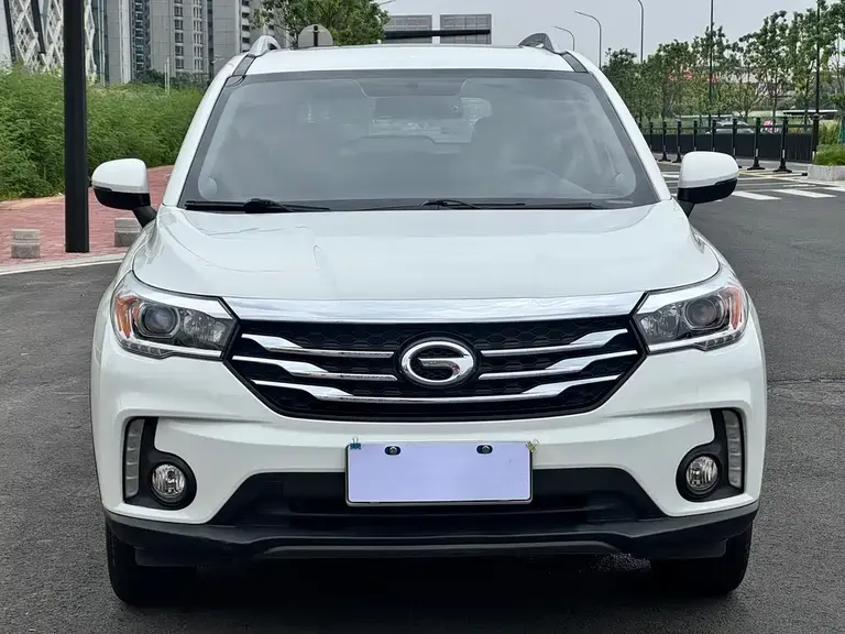 GAC Trumpchi GS4 200 T G-DCT Elite
