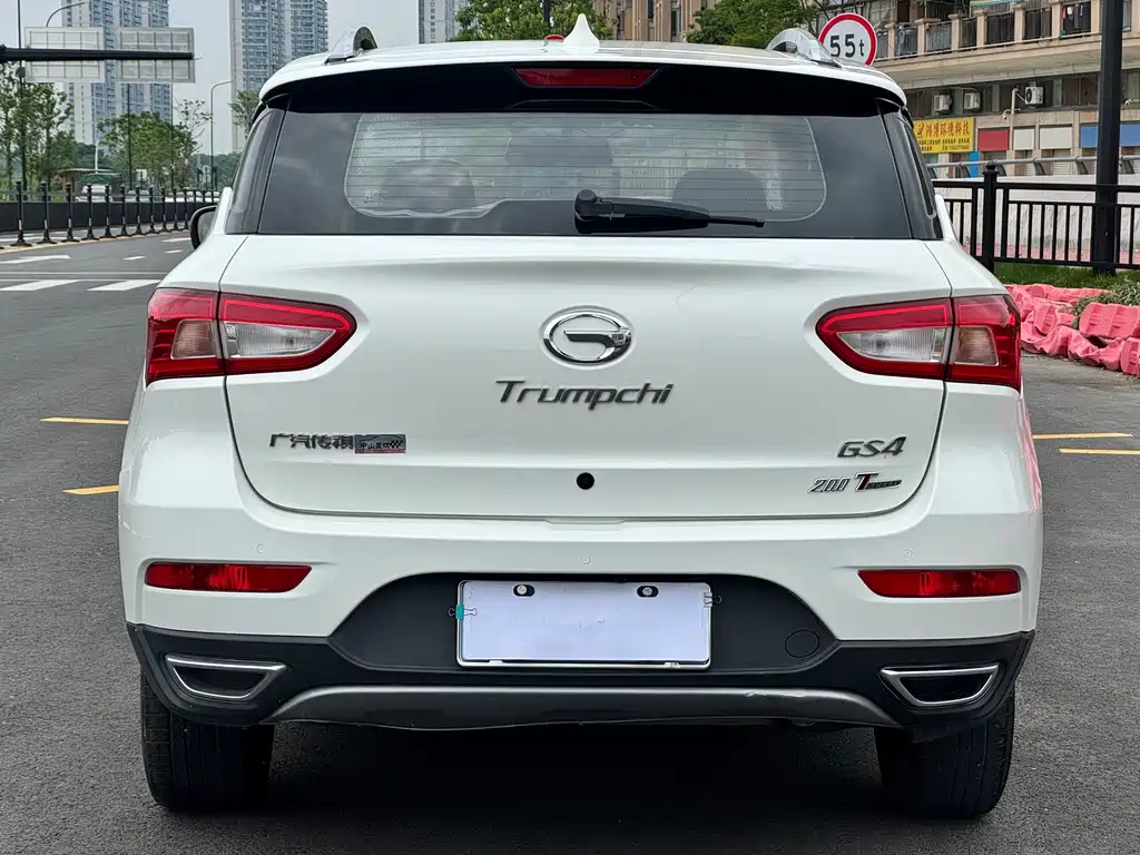GAC Trumpchi GS4 200 T G-DCT Elite
