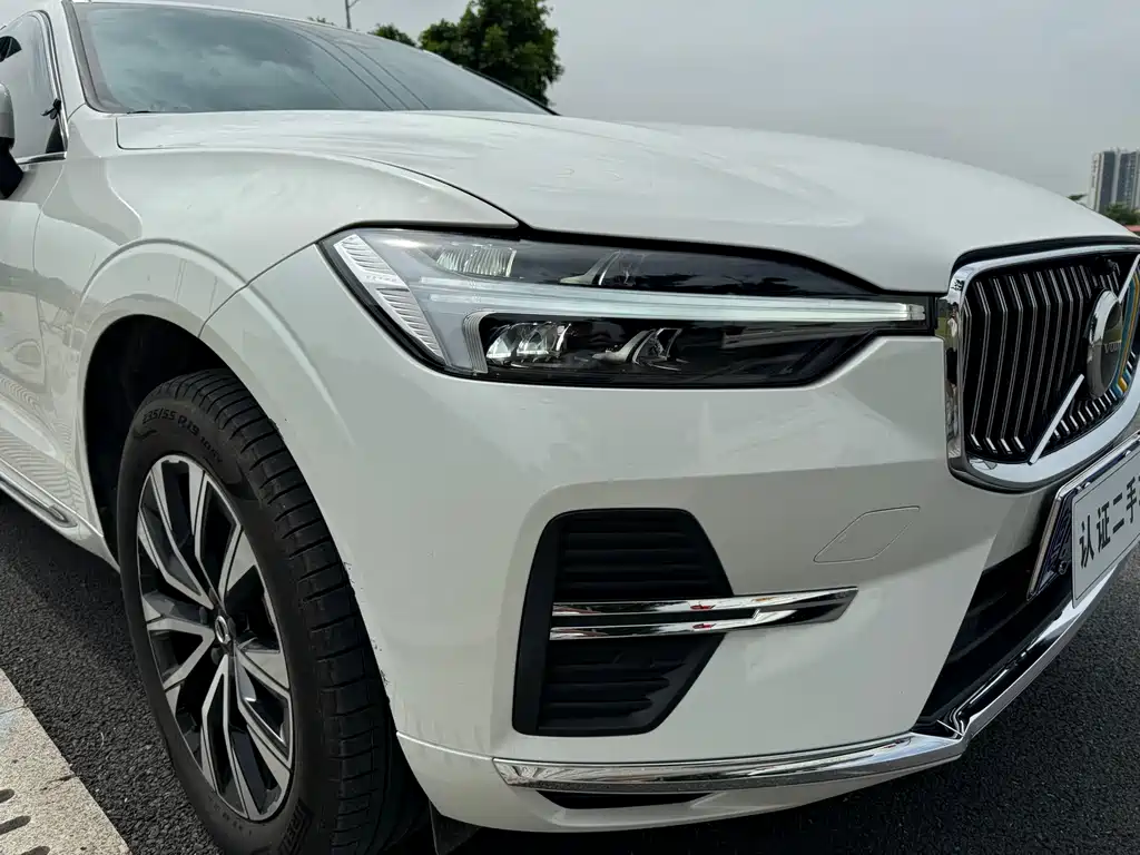 Volvo XC60 B5 4 WD Smart Vision Luxury