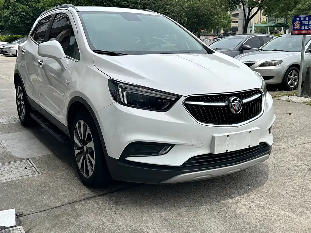 Encore 18 T Auto 2 WD Urban Elite