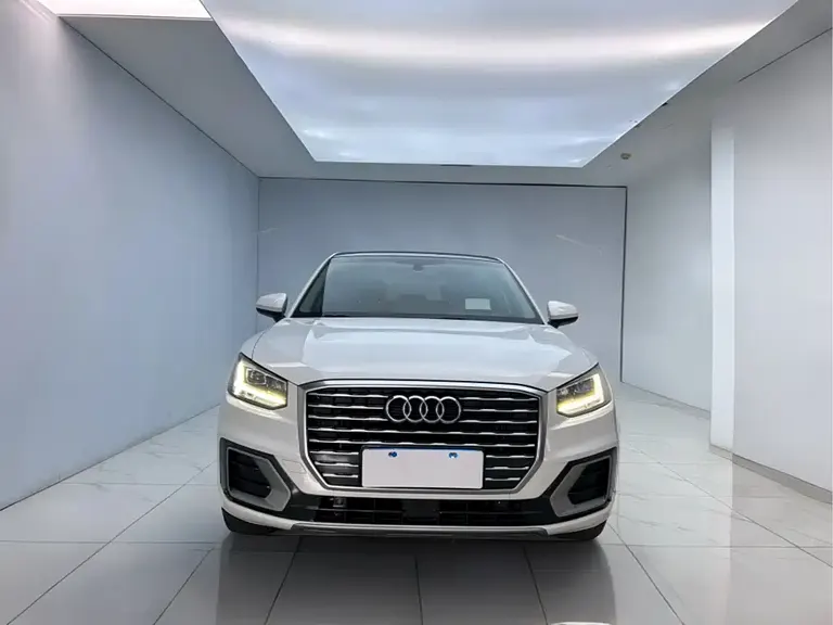 Audi Q2 L 35 TFSI Luxury Elegant CN-V