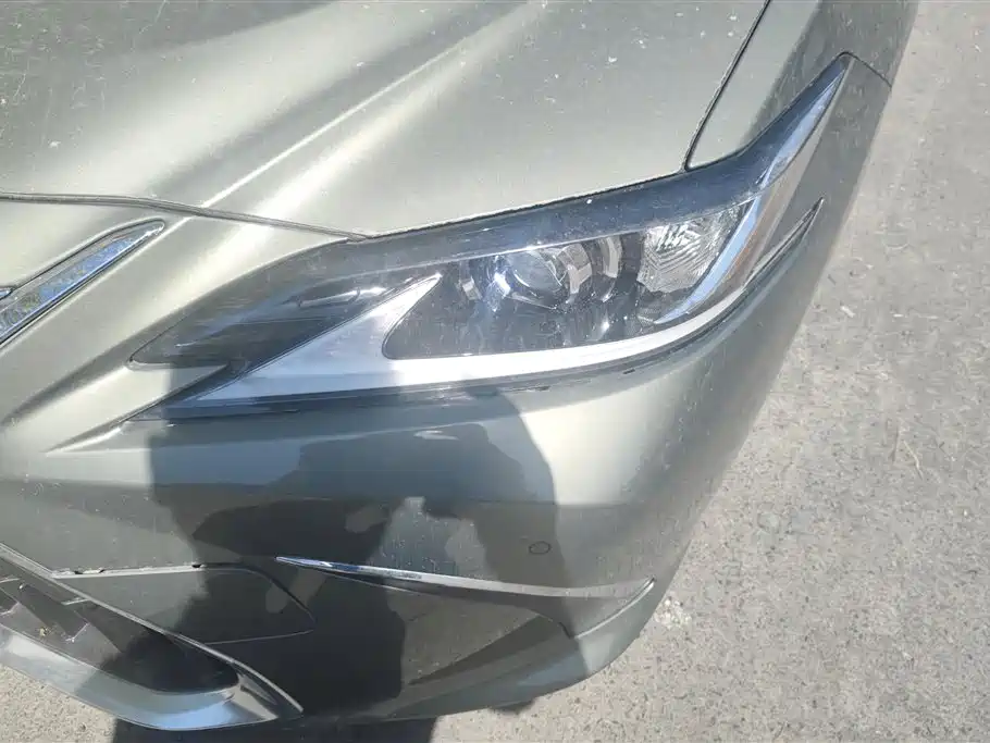 Lexus ES 200 Premium Enjoyment