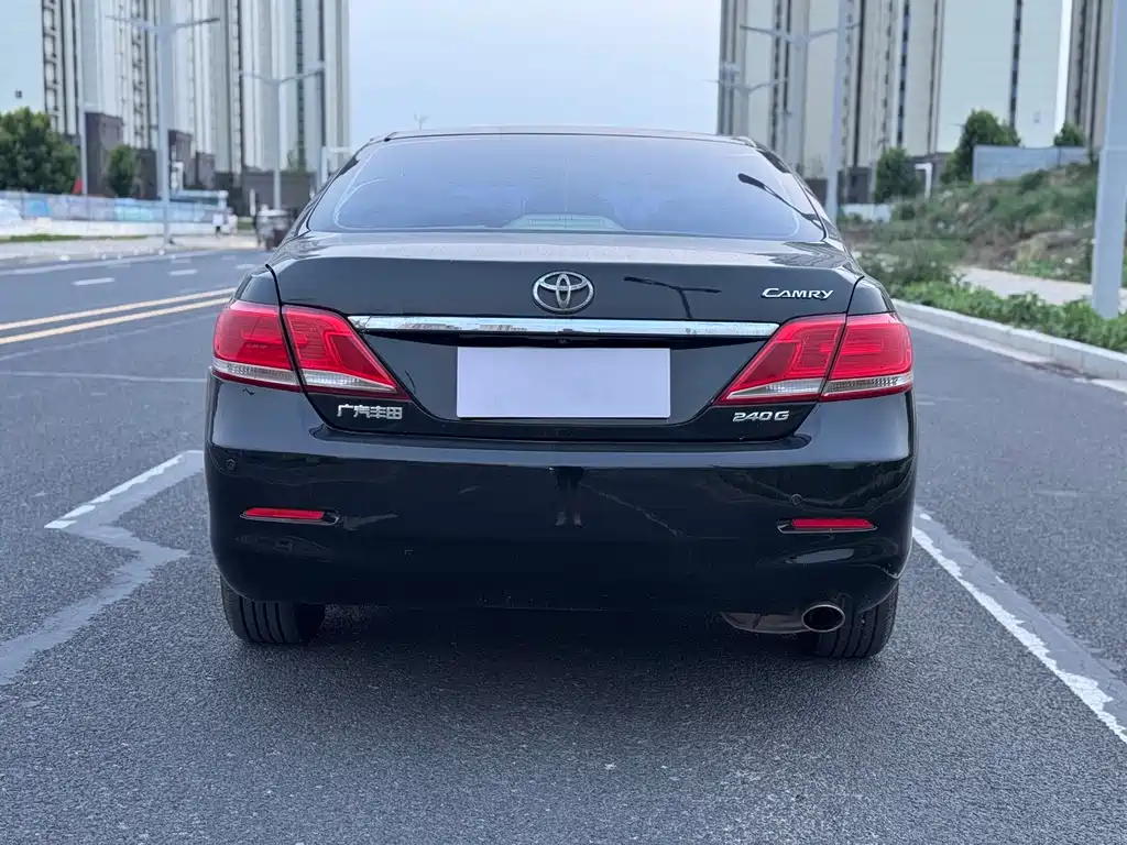 Camry 240 G Luxury Anniversary