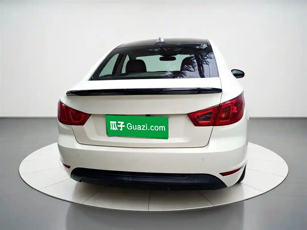 Senova D50 1.5 L Manual Elite