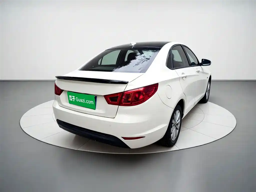 Senova D50 1.5 L Manual Elite