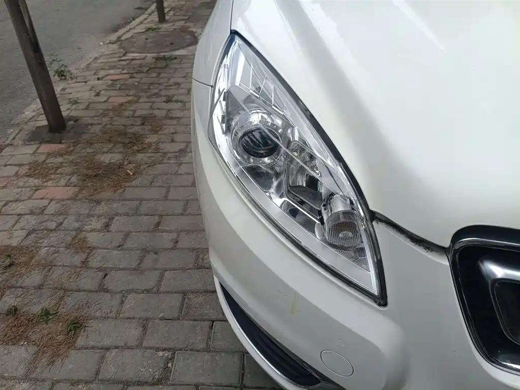 Senova D50 1.5 L Manual Elite