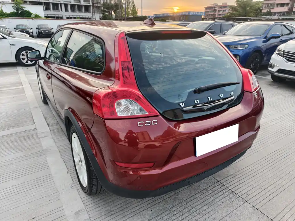 Volvo C30 沃尔沃C30 2010款 改款 2.0智尚版