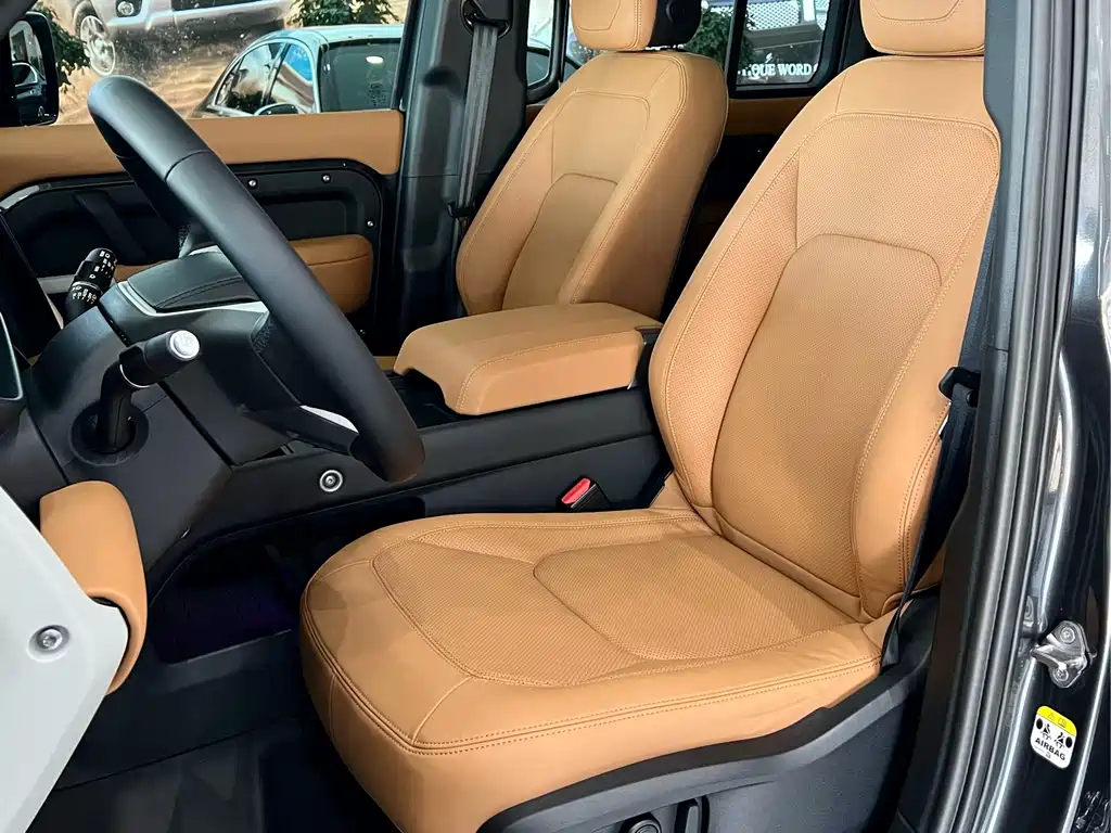 Land Rover Defender 110 3.0 T P400 Dark Special Edition