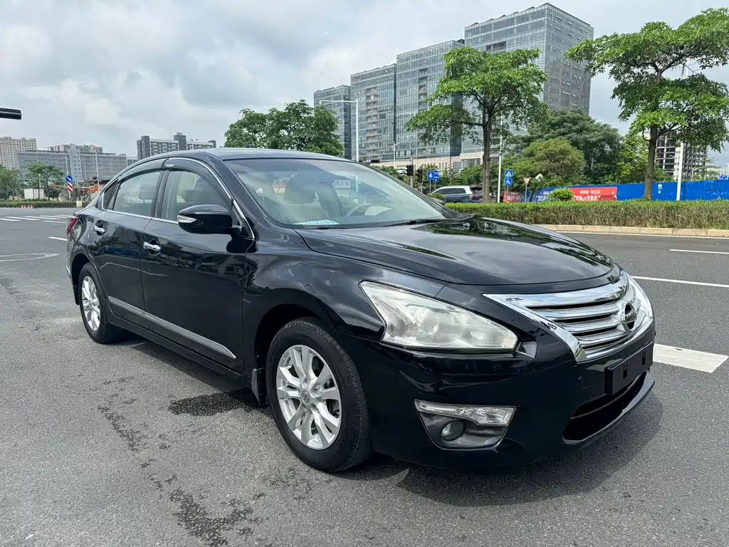 Teana 2.0 L XL Comfort