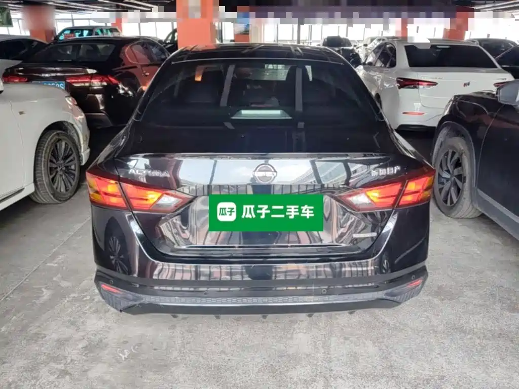 Teana 2.0 L XL Upper AD1 Smart Travel Navigator