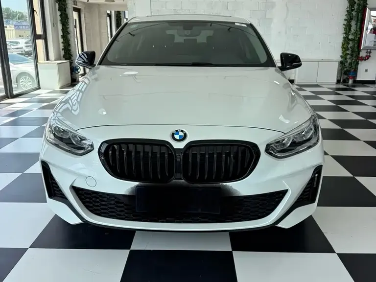 BMW 1 Series 120 i M Sport Night