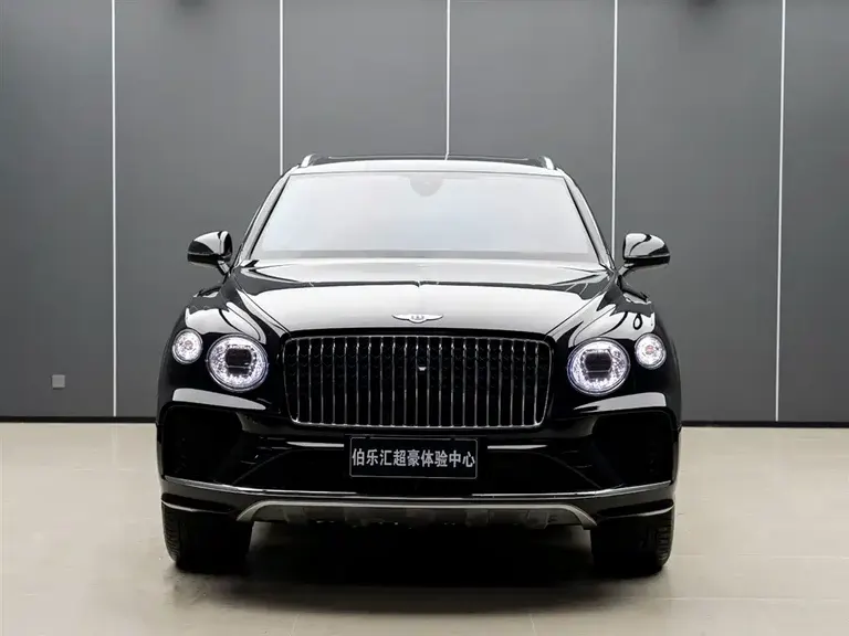 Bentley Bentayga 4.0 T V8 LWB Range