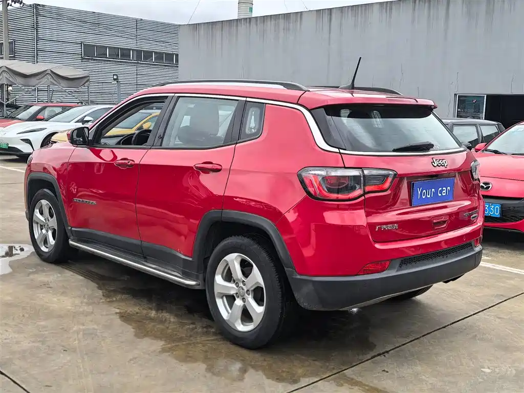 Compass 200 T Auto Home Enjoyment