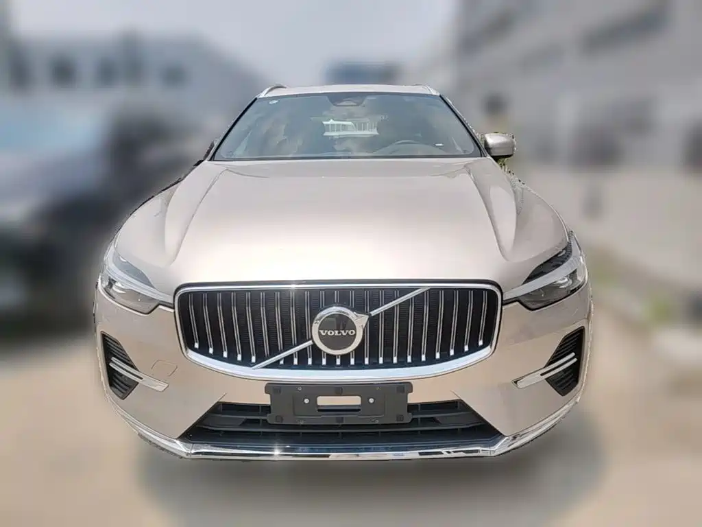 Volvo XC60 B5 4 WD Smart Ease Luxury