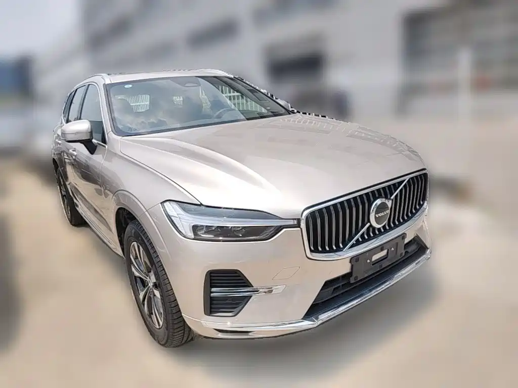 Volvo XC60 B5 4 WD Smart Ease Luxury