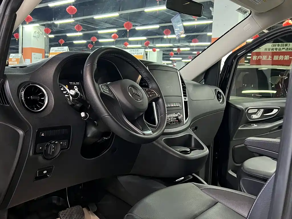 Vito 2.0 T Business 7-seat