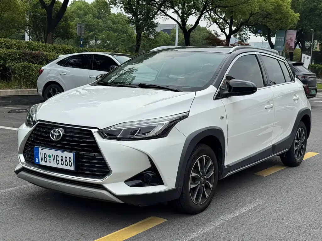 YARiS L Zhixuan Zhixuan X 1.5 L CVT Leading