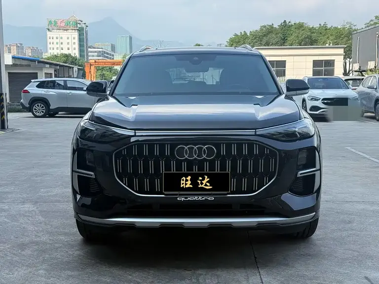 Audi Q6 40 TFSI quattro Cloud View Feather Package 7-seat