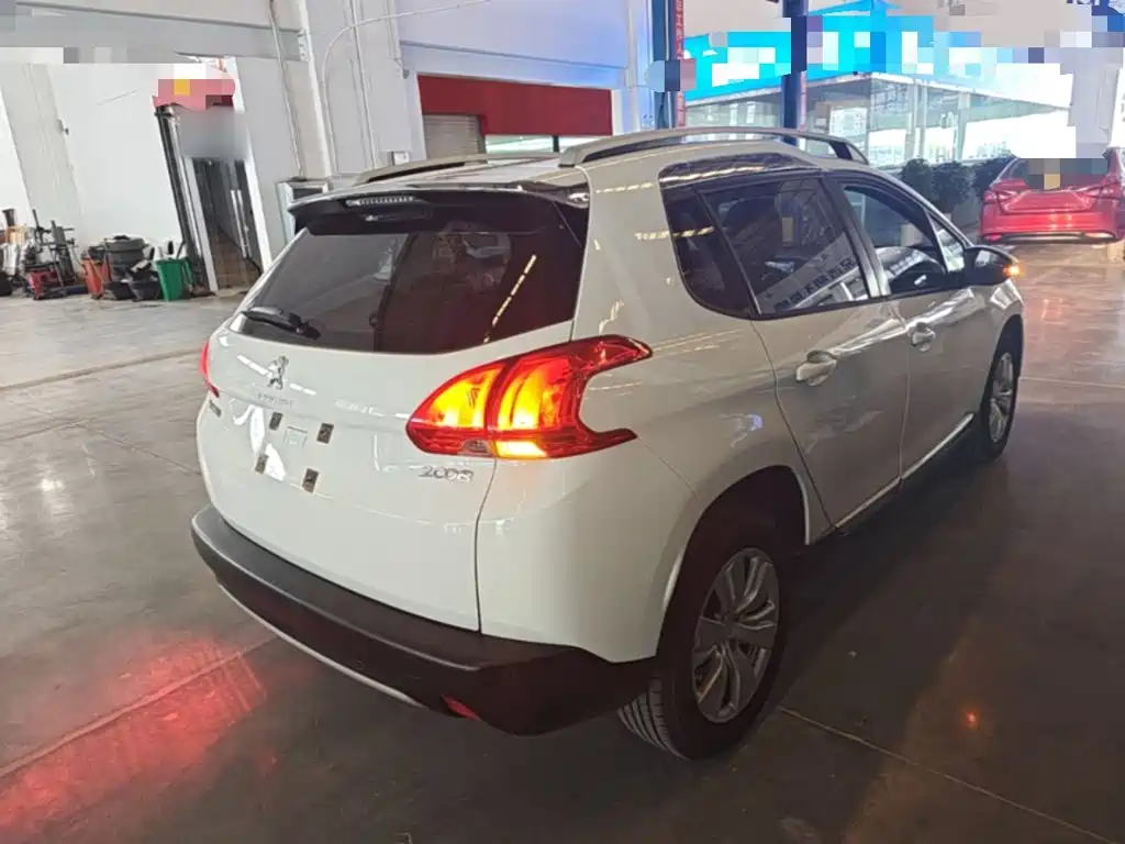 Peugeot 2008 2014 1.6 L Auto Fashion