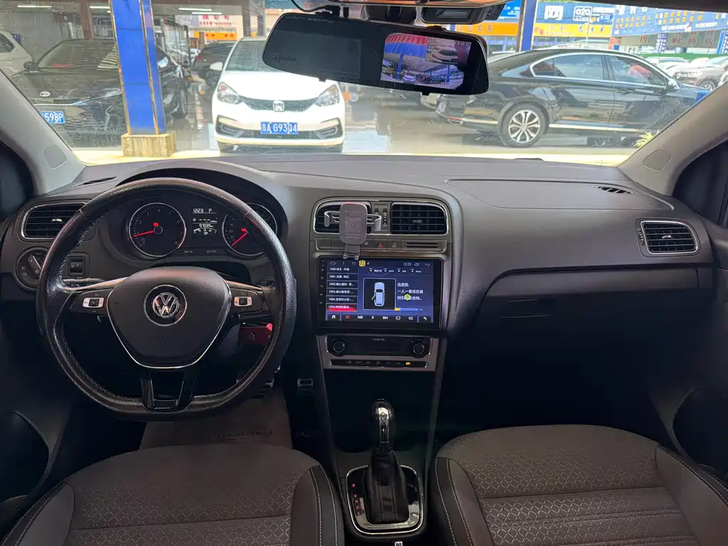 Polo 1.6 L Cross Polo Auto