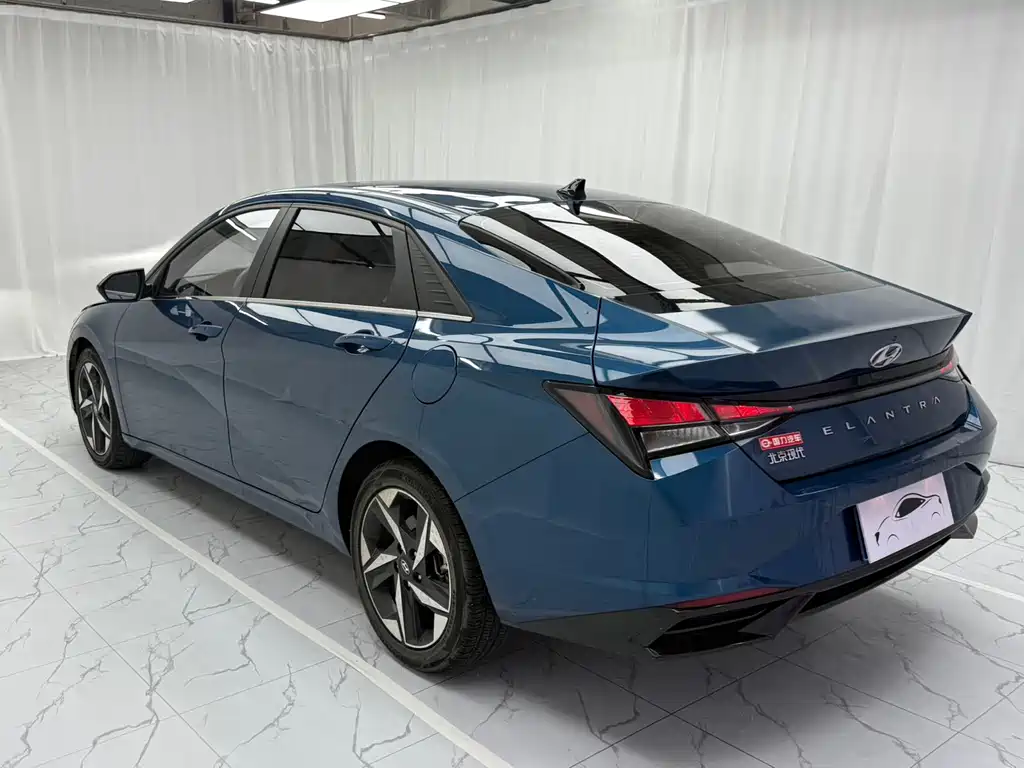 Elantra 1.5 L CVT GLX Elite