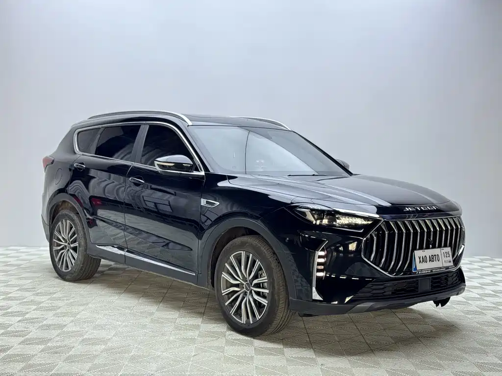 Jetour X70 PLUS 1.5 T DCT Brave PLUS 5-seat