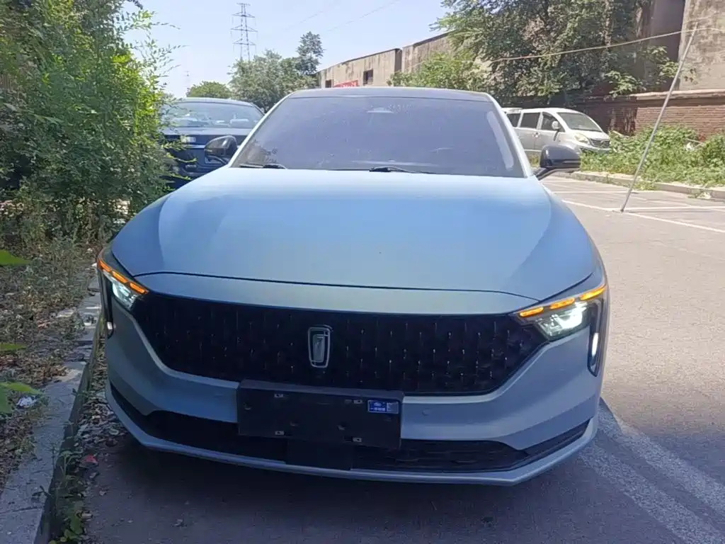 Besturn B70 3 rd Gen 2.0 T Auto Premium