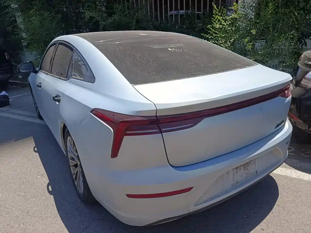 Besturn B70 3 rd Gen 2.0 T Auto Premium