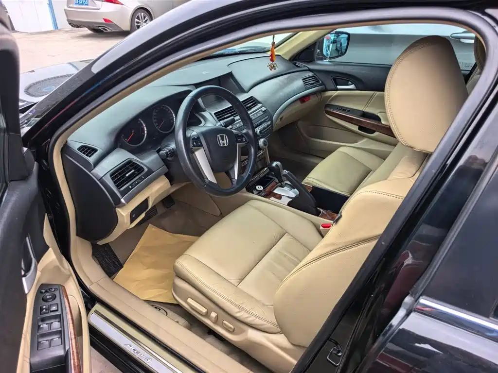 Accord 2.0 L SE