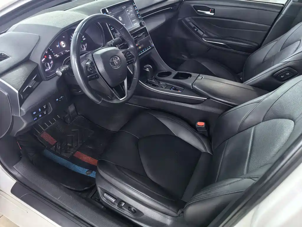Avalon 2.0 L Luxury CN-VI