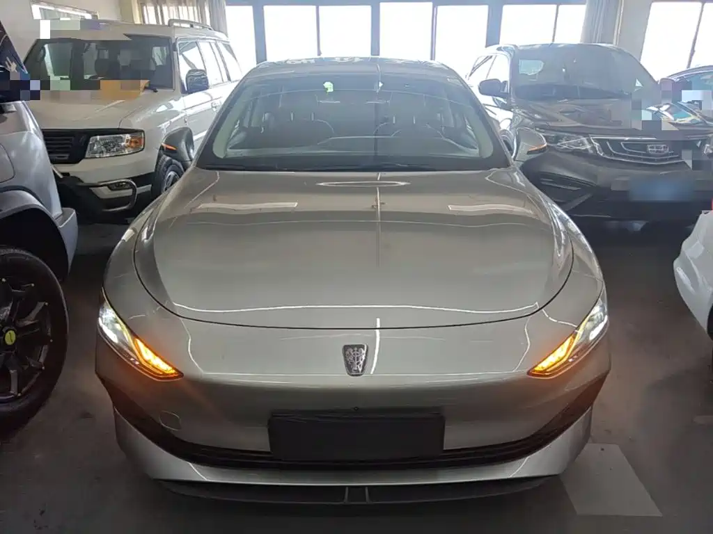Roewe D7 DMH 125 km Flagship