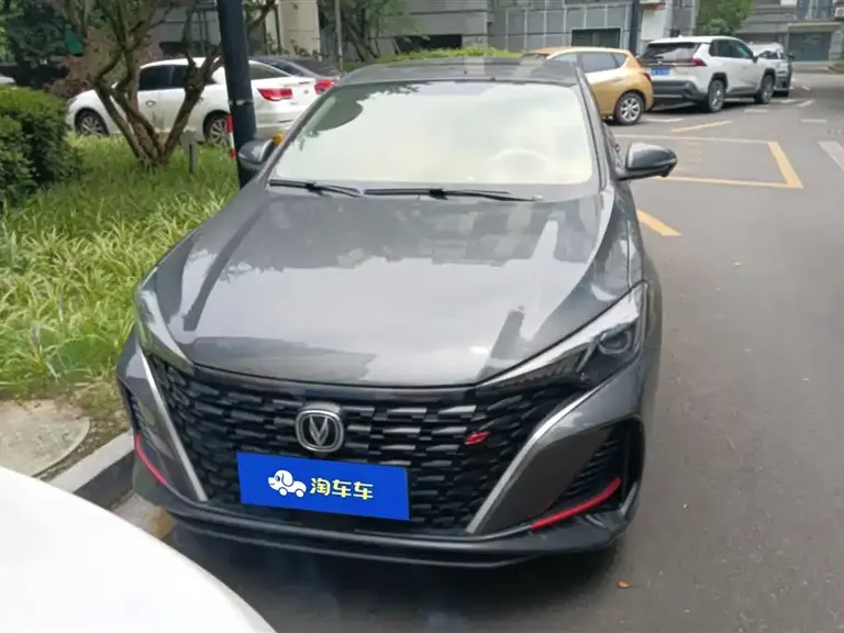 Changan Eado PLUS Blue Whale NE 1.4 T GDI DCT High Energy