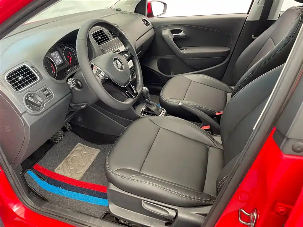 Polo 1.6 L Auto Comfort