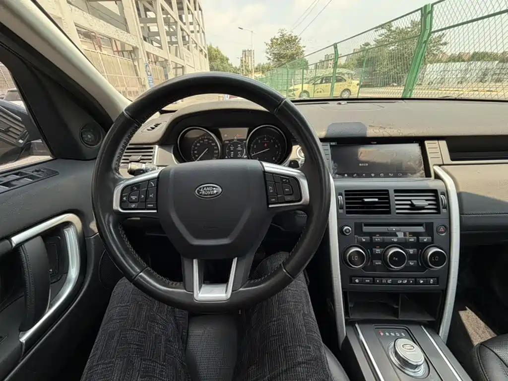 Discovery Sport 240 PS HSE
