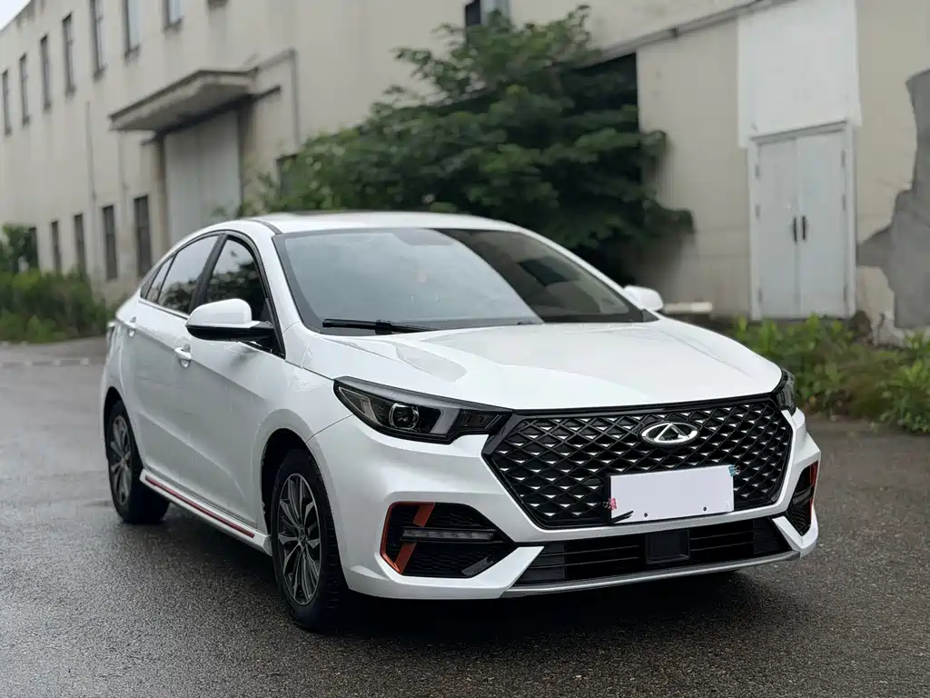 Arrizo 5 PLUS 1.5 L CVT Enjoyment PLUS