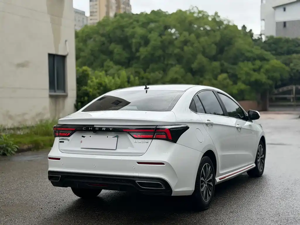 Arrizo 5 PLUS 1.5 L CVT Enjoyment PLUS