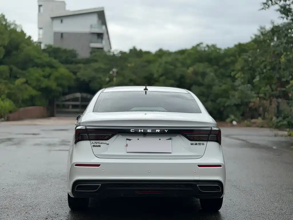 Arrizo 5 PLUS 1.5 L CVT Enjoyment PLUS