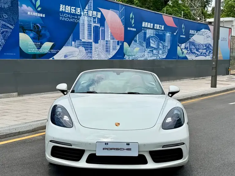 Porsche 718 Boxster 2.0 T