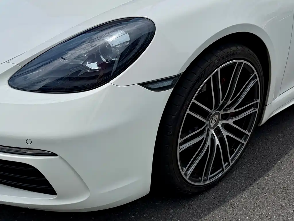 Porsche 718 Boxster 2.0 T