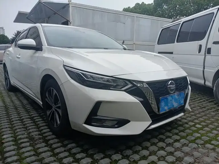 Nissan Sylphy 1.6 L XL CVT Joy