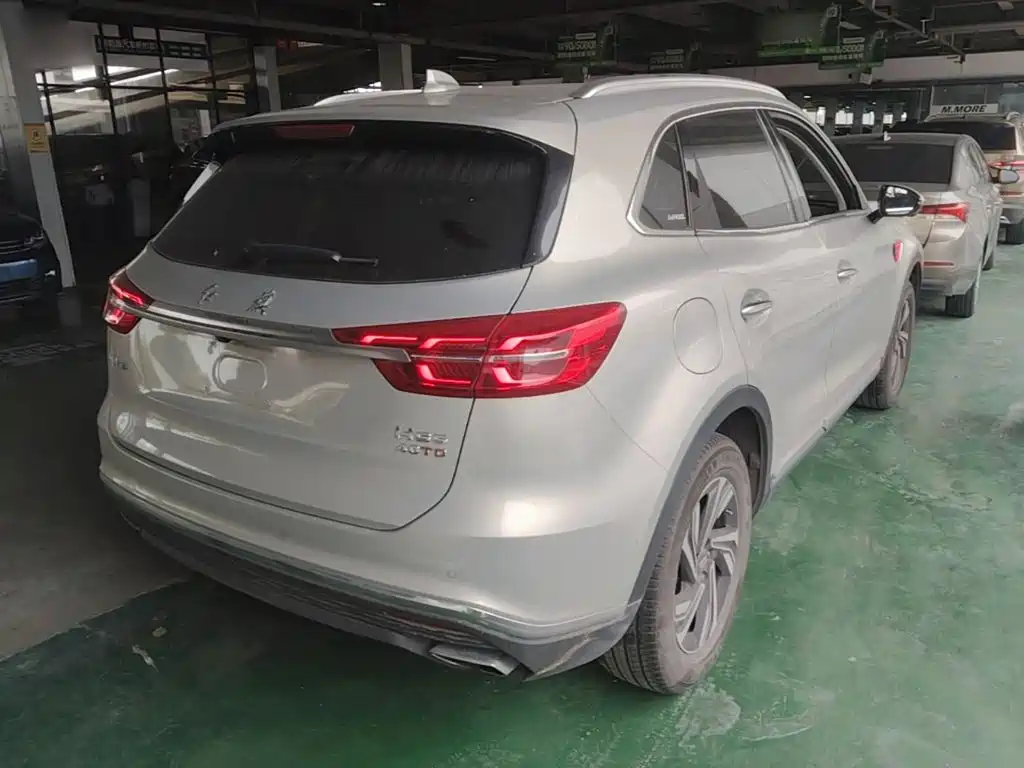 Hongqi HS5 Facelift 2.0 T Connected Flagship Enjoyment
