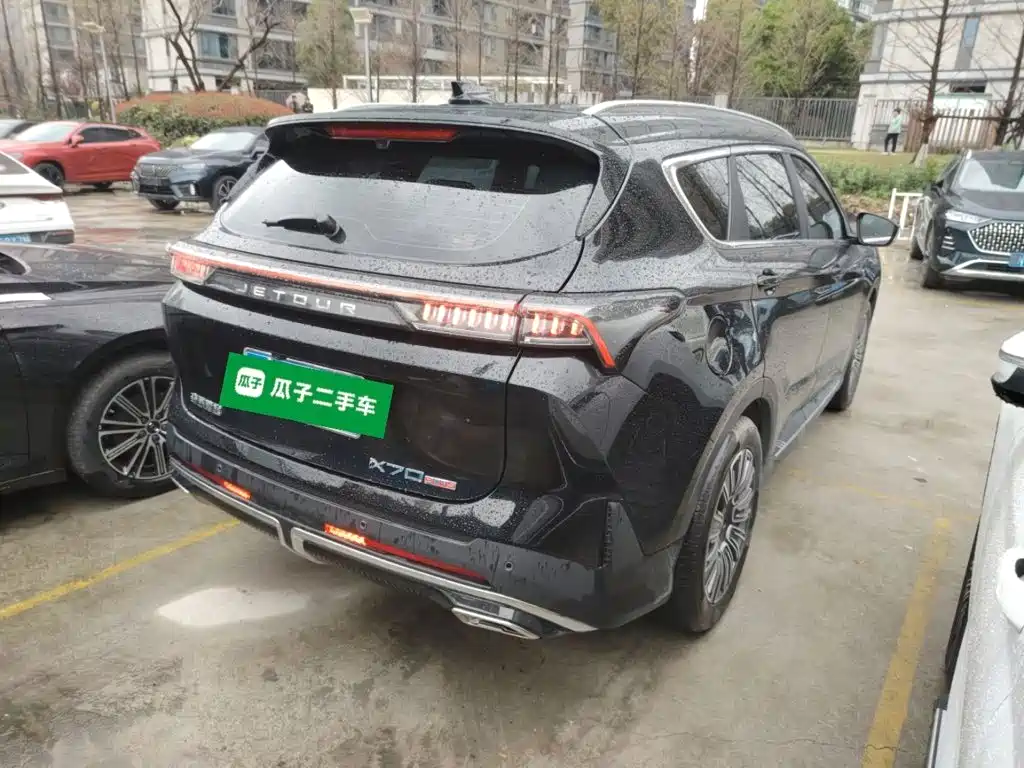 Jetour X70 PLUS 捷途X70 PLUS 2025款 1.5 T 至臻澎湃版 7座
