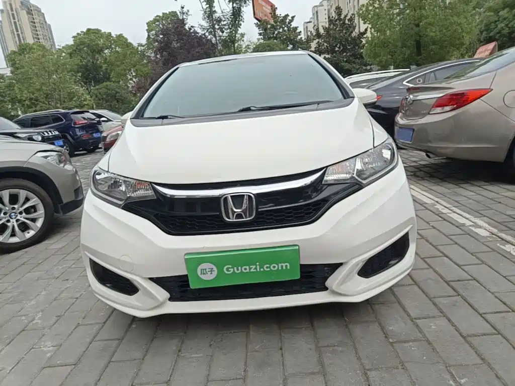 Fit 1.5 L CVT Comfort
