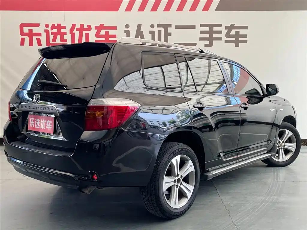 Highlander 2.7 L 2 WD 5-seat Sport