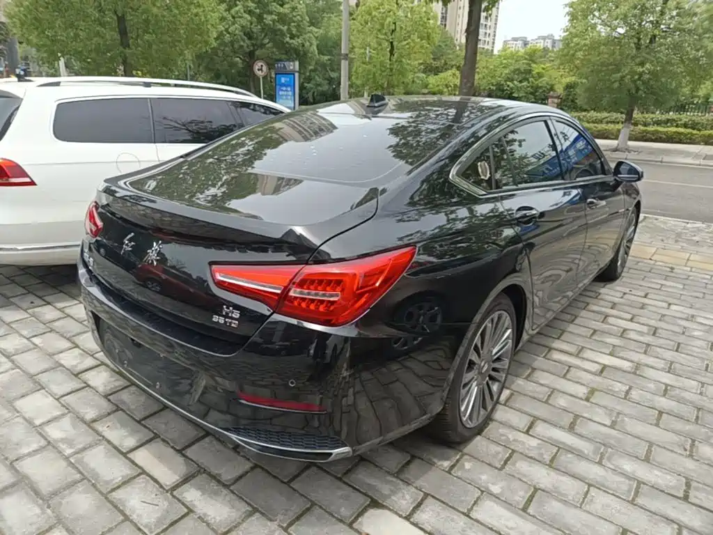 Hongqi H5 1.8 T Auto Connected Flagship Enjoyment