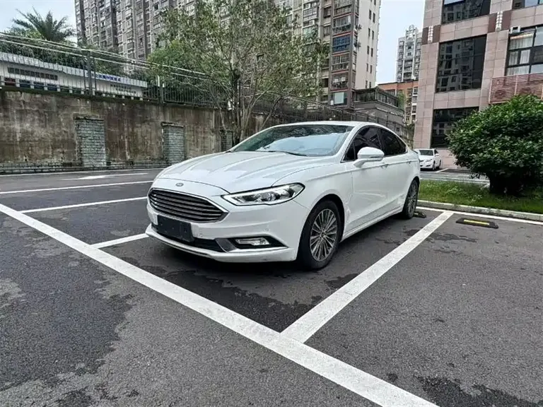 Ford Mondeo Facelift EcoBoost 180 Luxury