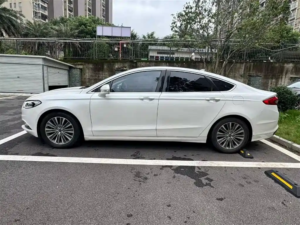 Mondeo Facelift EcoBoost 180 Luxury