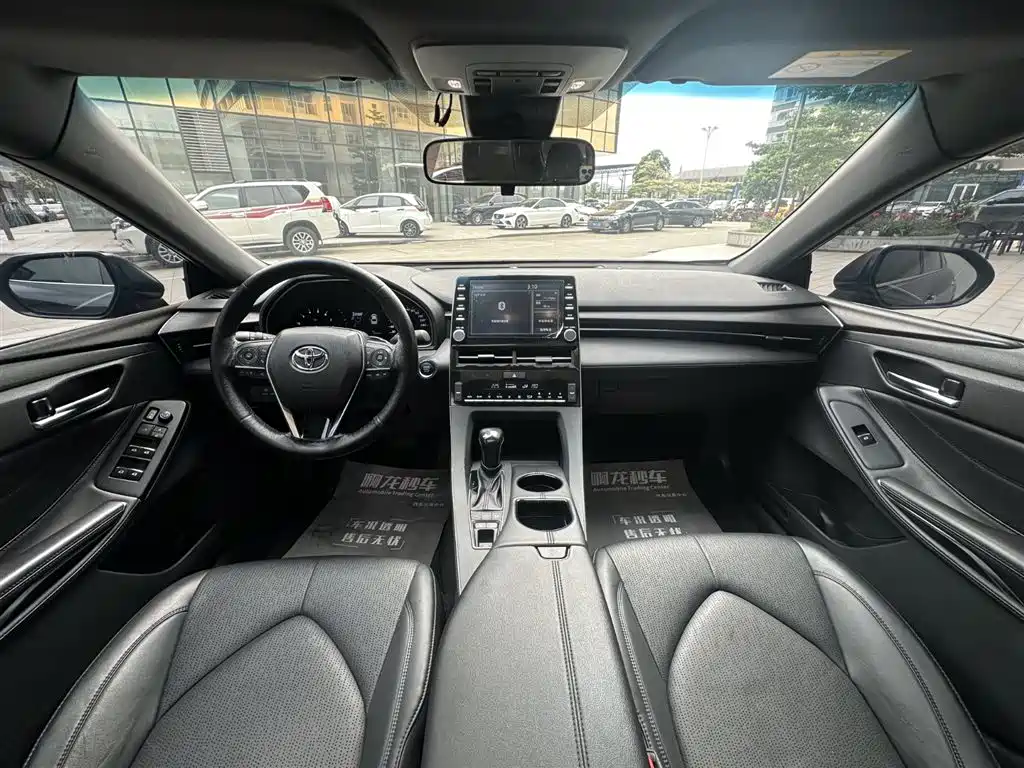 Avalon 2.5 L Luxury