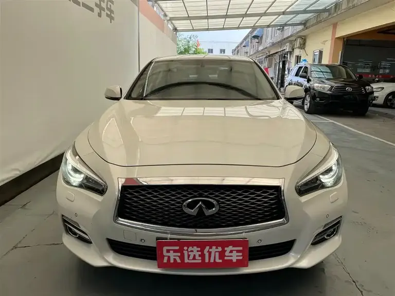 Infiniti Q50 L 2.0 T Joy