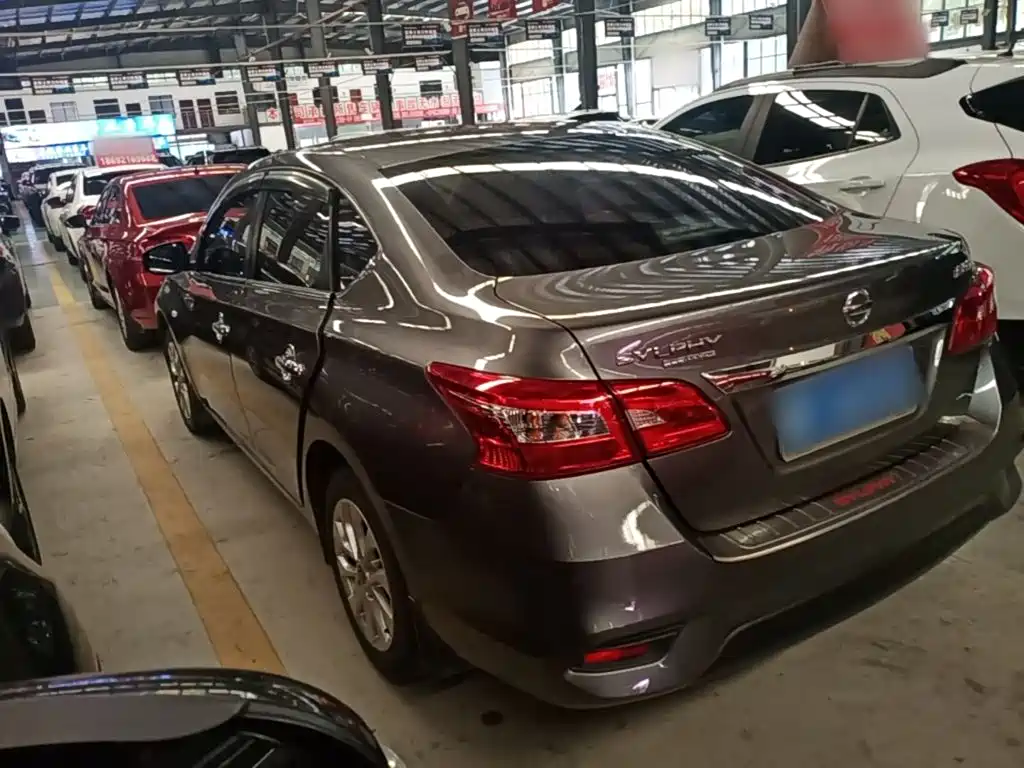 Sylphy Facelift Classic 1.6 XE CVT Comfort